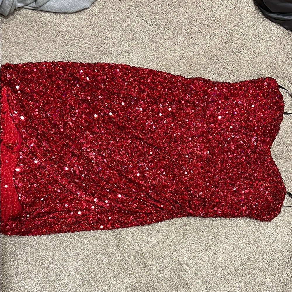 Elegant Red Sequin Prom Dress